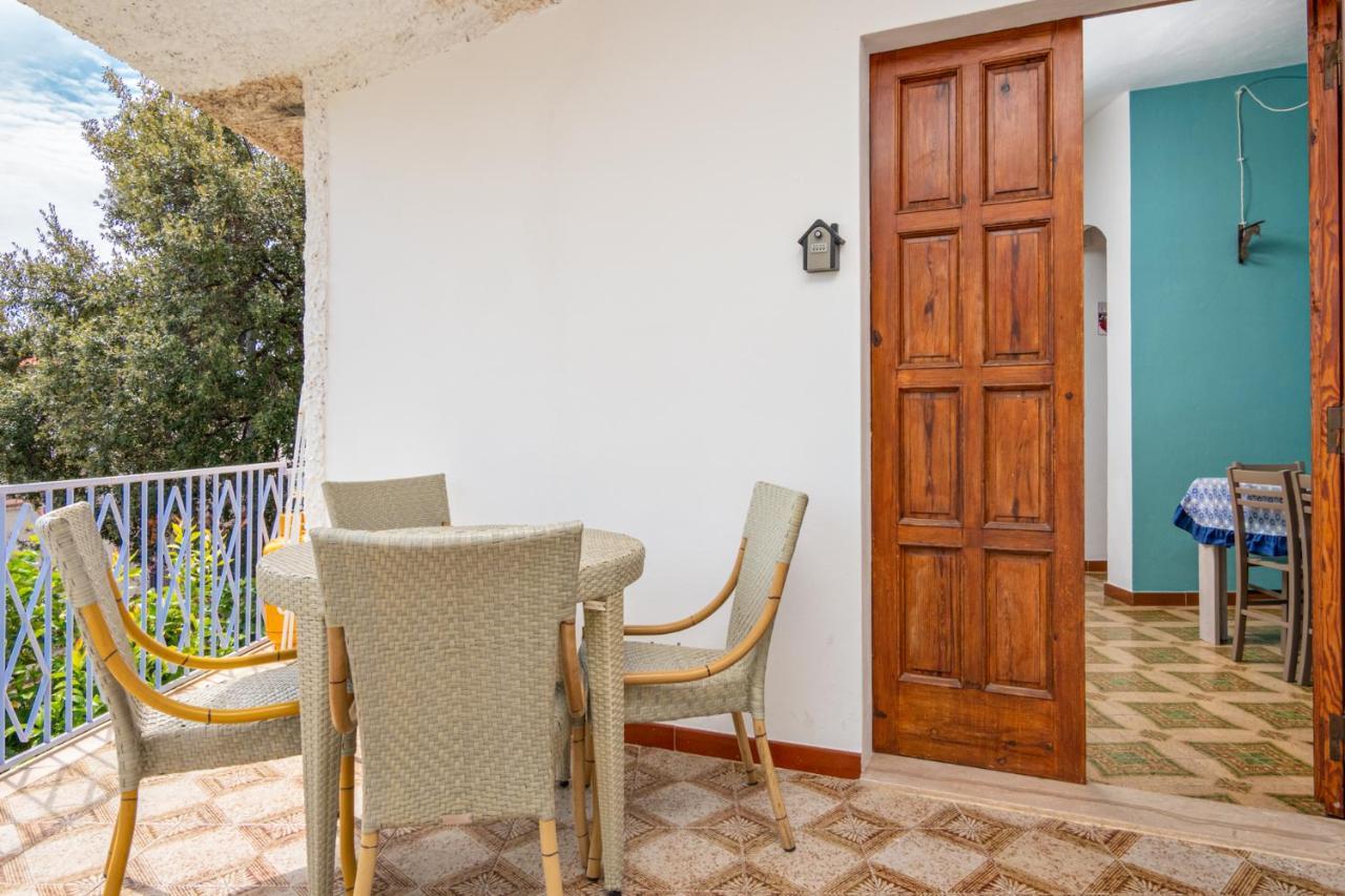 Apartamento Il Marinaio E Il Nostromo Cala Gonone Exterior foto