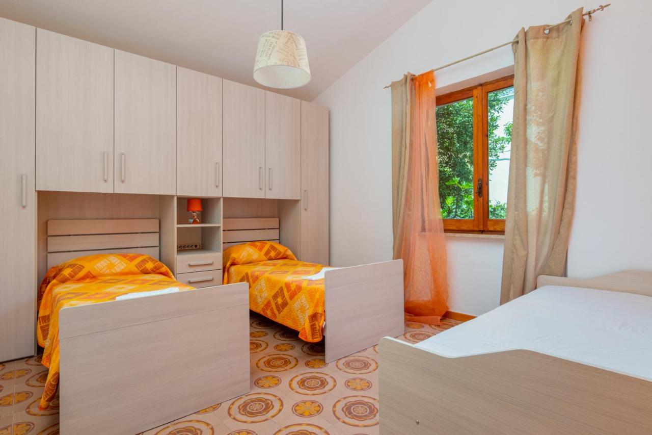 Apartamento Il Marinaio E Il Nostromo Cala Gonone Exterior foto