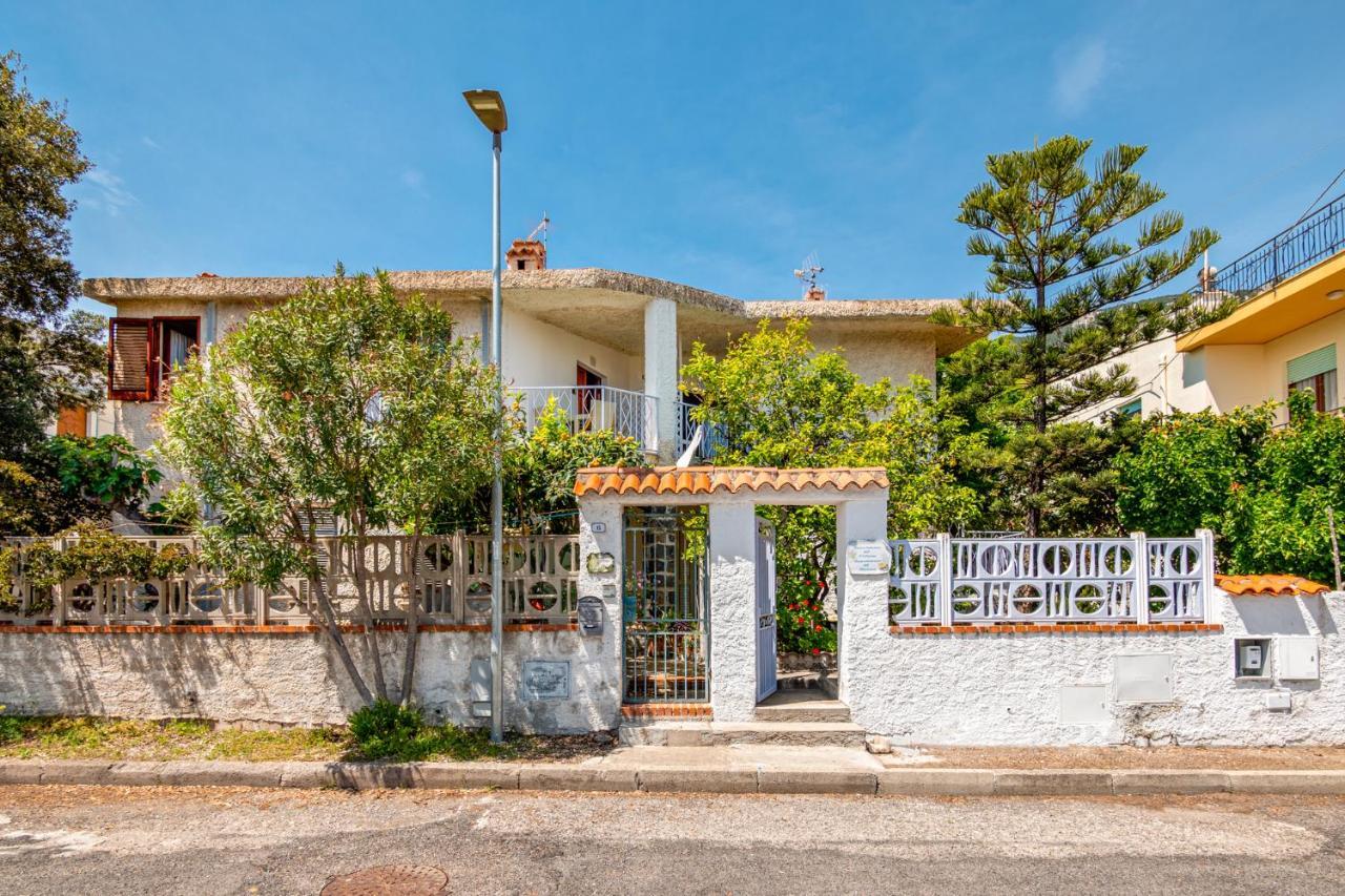 Apartamento Il Marinaio E Il Nostromo Cala Gonone Exterior foto